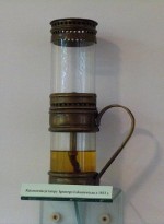 Rekonstrukacja lampy Ignacego �ukasiewicza z 1853 roku.